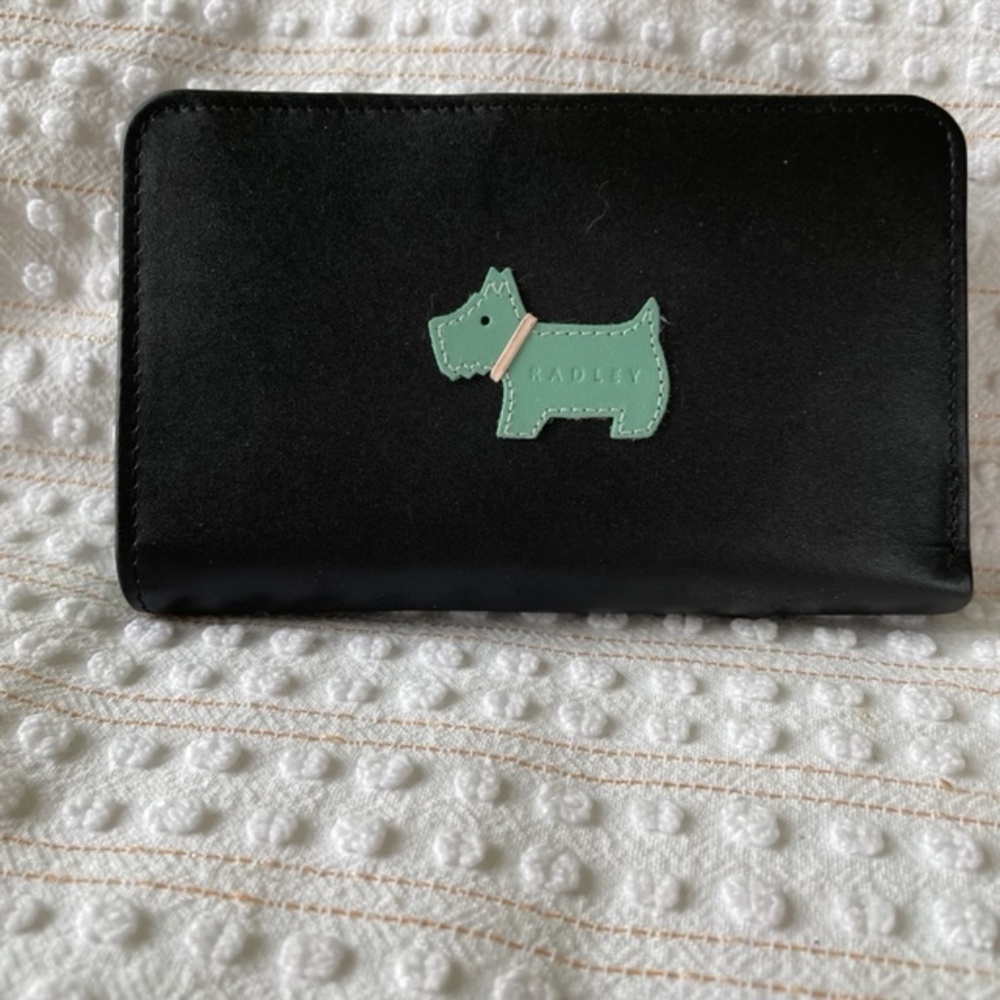 Radley London Leather Bifold Wallet 5.5"x3.5" New w/out tags